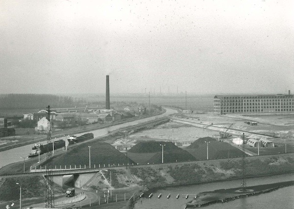 12. 1961 glasfabriek