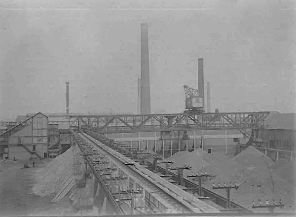 56. 1924 Plein voor molen