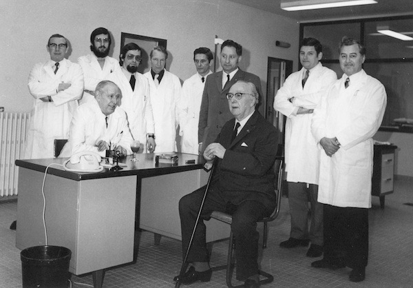 30. 1974-03-08 Inhuldiging BGD