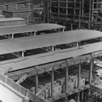 61. 1967 Hal 10B en 11B dak klaar